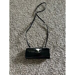 La Regale Black small‎  shoulder purse 8"x4"